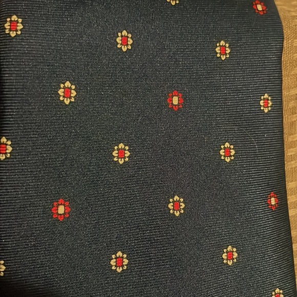 Cromwell & stokes tie - Picture 2 of 4